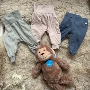 Organic Cotton 0-3m Baby Pants and Plush Monkey Toy